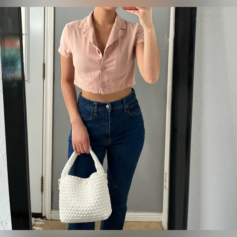 Light pink salmon cotton SS button up collared euro summer casual prep crop top - Picture 5 of 10